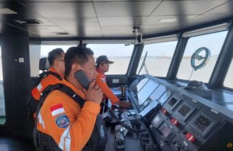Indonesia Search Efforts Intensify After Passenger Ship Capsizes in Java Sea