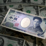 Speculators Shift to Net Long on Yen for First Time Since February